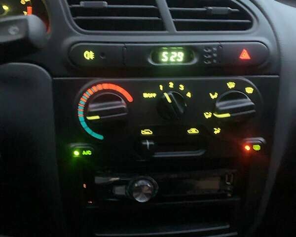 Зеленый Дэу Ланос, объемом двигателя 1.6 л и пробегом 10 тыс. км за 5500 $, фото 1 на Automoto.ua