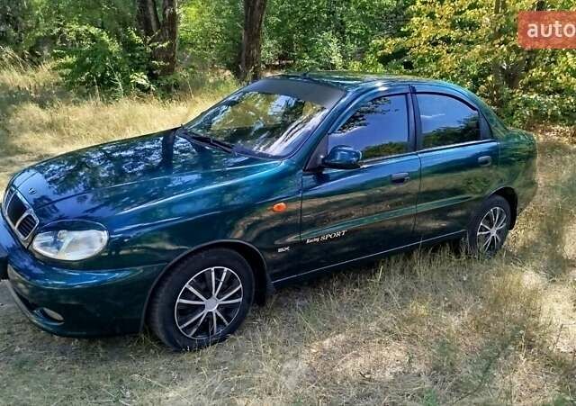 Зелений Деу Ланос, об'ємом двигуна 1.6 л та пробігом 201 тис. км за 2999 $, фото 1 на Automoto.ua