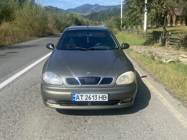 Зеленый Дэу Ланос, объемом двигателя 1.5 л и пробегом 231 тыс. км за 2200 $, фото 1 на Automoto.ua