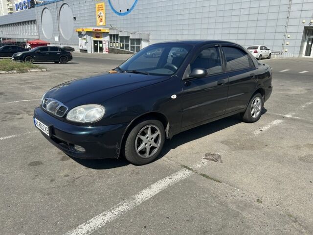 Зеленый Дэу Ланос, объемом двигателя 1.6 л и пробегом 240 тыс. км за 2500 $, фото 1 на Automoto.ua