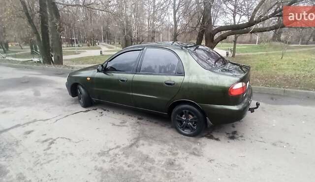 Зелений Деу Ланос, об'ємом двигуна 1.5 л та пробігом 172 тис. км за 2900 $, фото 1 на Automoto.ua
