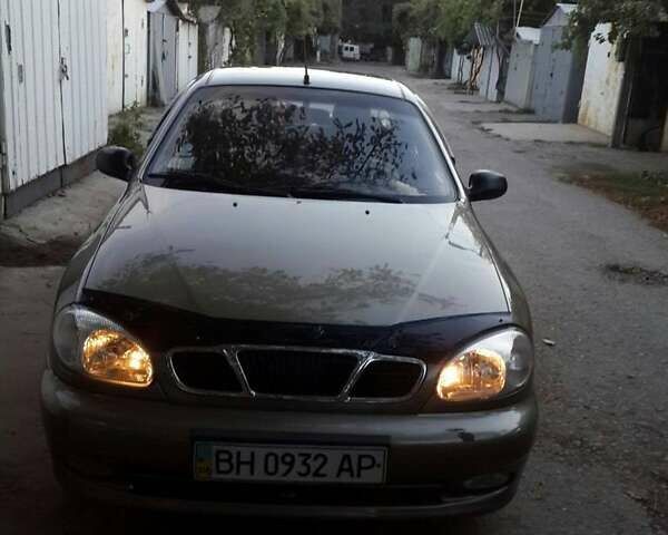 Зелений Деу Ланос, об'ємом двигуна 1.5 л та пробігом 125 тис. км за 3200 $, фото 1 на Automoto.ua