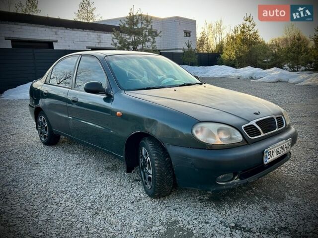 Зеленый Дэу Ланос, объемом двигателя 1.6 л и пробегом 384 тыс. км за 1200 $, фото 1 на Automoto.ua