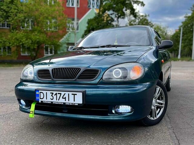 Зеленый Дэу Ланос, объемом двигателя 1.5 л и пробегом 200 тыс. км за 3000 $, фото 1 на Automoto.ua