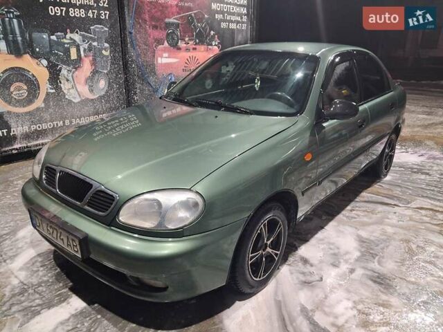 Зеленый Дэу Ланос, объемом двигателя 1.5 л и пробегом 268 тыс. км за 1650 $, фото 1 на Automoto.ua