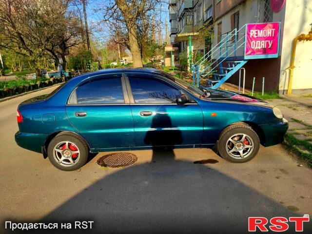 Зеленый Дэу Ланос, объемом двигателя 1.5 л и пробегом 210 тыс. км за 2400 $, фото 1 на Automoto.ua