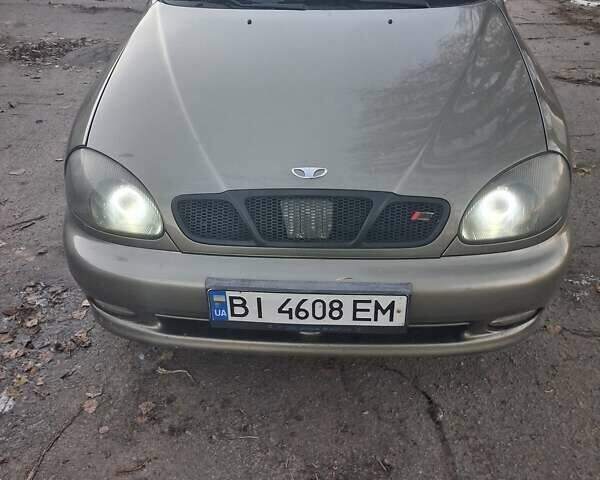 Зеленый Дэу Ланос, объемом двигателя 1.5 л и пробегом 188 тыс. км за 3000 $, фото 1 на Automoto.ua