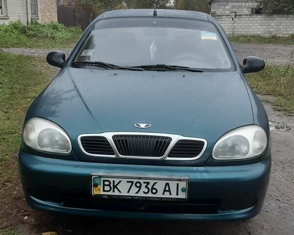 Зеленый Дэу Ланос, объемом двигателя 1.5 л и пробегом 102 тыс. км за 2700 $, фото 1 на Automoto.ua