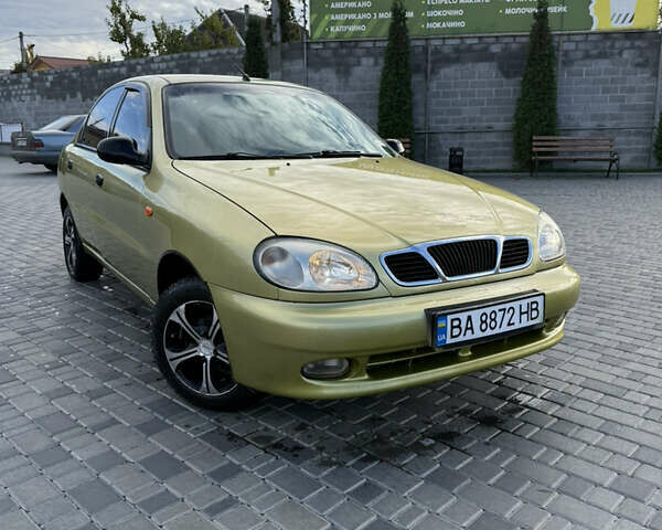 Деу Ланос 2007 у Кропивницькому (Кіровограді) на Automoto.ua Зелений Деу Ланос, об'ємом двигуна 1.5 л та пробігом 251 тис. км за 2200 $, фото 1 на Automoto.ua