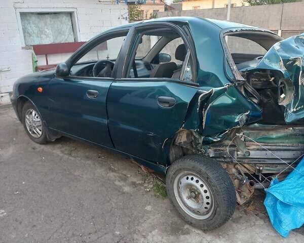 Зеленый Дэу Ланос, объемом двигателя 1.5 л и пробегом 110 тыс. км за 1000 $, фото 1 на Automoto.ua