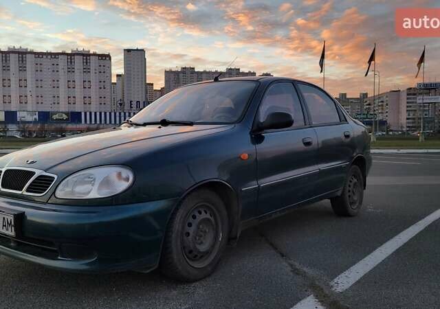 Зеленый Дэу Ланос, объемом двигателя 1.39 л и пробегом 198 тыс. км за 1999 $, фото 1 на Automoto.ua