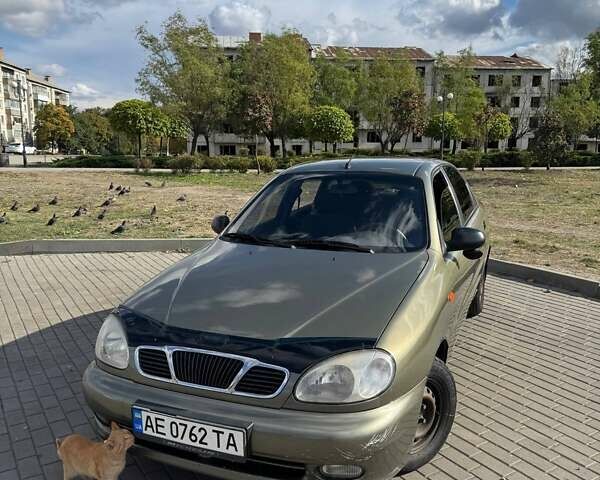 Зеленый Дэу Ланос, объемом двигателя 1.5 л и пробегом 151 тыс. км за 3000 $, фото 1 на Automoto.ua