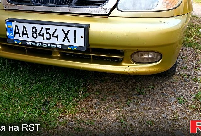 Зеленый Дэу Ланос, объемом двигателя 1.5 л и пробегом 287 тыс. км за 1200 $, фото 1 на Automoto.ua