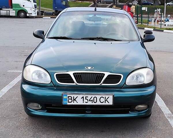 Дэу Ланос 2007 в Ровно на Automoto.ua Зеленый Дэу Ланос, объемом двигателя 1.5 л и пробегом 174 тыс. км за 2300 $, фото 1 на Automoto.ua