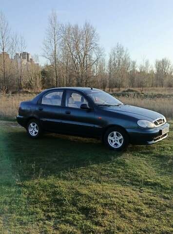 Зеленый Дэу Ланос, объемом двигателя 1.39 л и пробегом 215 тыс. км за 1800 $, фото 1 на Automoto.ua