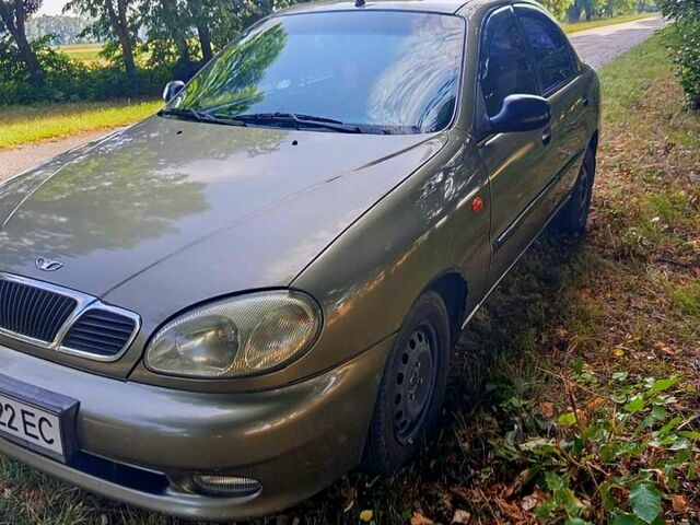 Зелений Деу Ланос, об'ємом двигуна 1.5 л та пробігом 111 тис. км за 2650 $, фото 1 на Automoto.ua