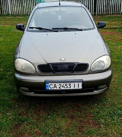 Зеленый Дэу Ланос, объемом двигателя 1.5 л и пробегом 0 тыс. км за 2000 $, фото 1 на Automoto.ua