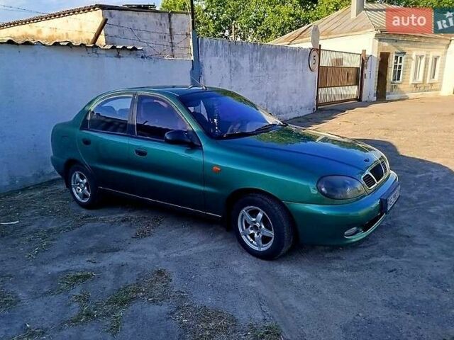 Зелений Деу Ланос, об'ємом двигуна 1.5 л та пробігом 230 тис. км за 3500 $, фото 1 на Automoto.ua
