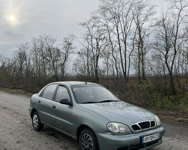 Зеленый Дэу Ланос, объемом двигателя 1.5 л и пробегом 220 тыс. км за 1850 $, фото 1 на Automoto.ua