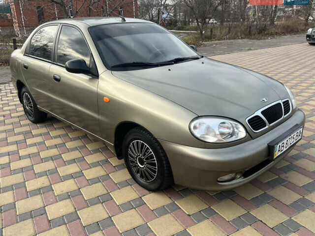 Зеленый Дэу Ланос, объемом двигателя 1.4 л и пробегом 180 тыс. км за 2099 $, фото 1 на Automoto.ua
