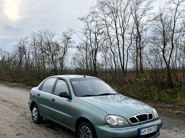 Зеленый Дэу Ланос, объемом двигателя 1.5 л и пробегом 220 тыс. км за 1850 $, фото 1 на Automoto.ua