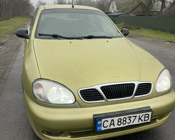 Помаранчевий Деу Ланос, об'ємом двигуна 1.5 л та пробігом 250 тис. км за 2000 $, фото 1 на Automoto.ua