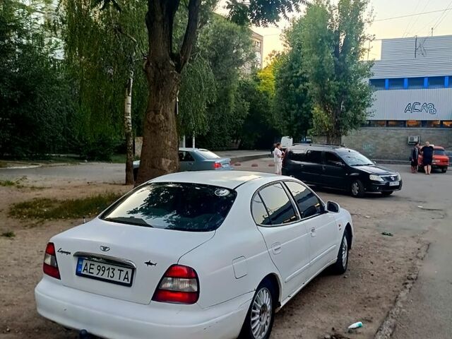 Белый Дэу Леганза, объемом двигателя 2 л и пробегом 356 тыс. км за 1700 $, фото 1 на Automoto.ua