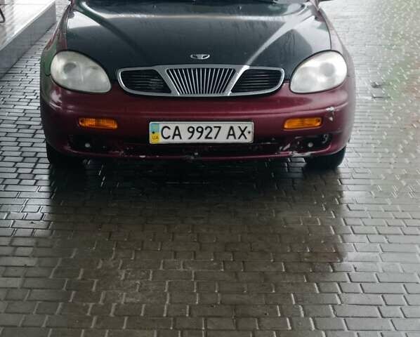 Красный Дэу Леганза, объемом двигателя 2 л и пробегом 450 тыс. км за 1185 $, фото 1 на Automoto.ua