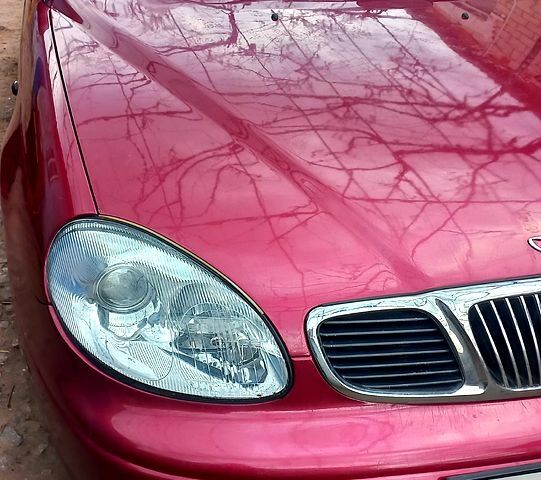 Червоний Деу Леганза, об'ємом двигуна 2 л та пробігом 0 тис. км за 3200 $, фото 1 на Automoto.ua