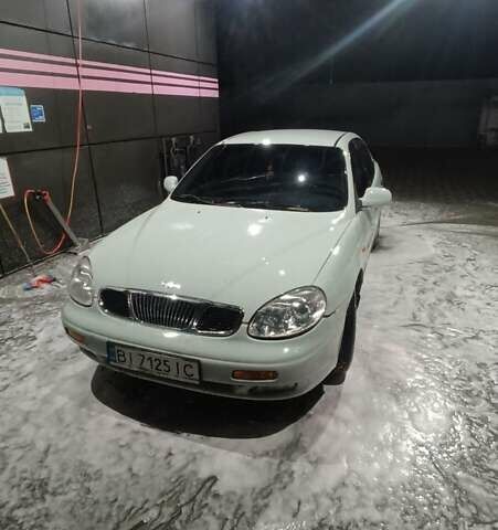 Серый Дэу Леганза, объемом двигателя 2 л и пробегом 390 тыс. км за 2300 $, фото 1 на Automoto.ua