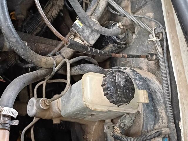 Серый Дэу Леганза, объемом двигателя 2 л и пробегом 490 тыс. км за 1400 $, фото 1 на Automoto.ua