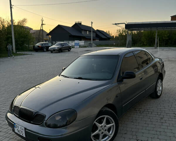 Сірий Деу Леганза, об'ємом двигуна 2 л та пробігом 450 тис. км за 3099 $, фото 1 на Automoto.ua