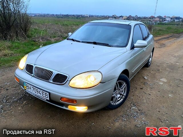 Серый Дэу Леганза, объемом двигателя 2.2 л и пробегом 250 тыс. км за 2800 $, фото 1 на Automoto.ua