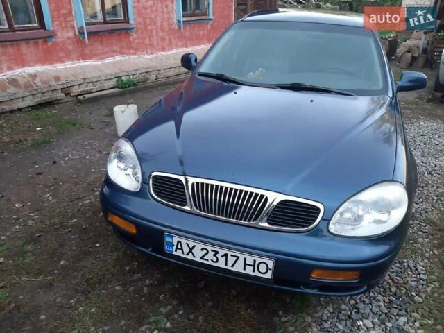 Синий Дэу Леганза, объемом двигателя 2.2 л и пробегом 350 тыс. км за 3900 $, фото 1 на Automoto.ua
