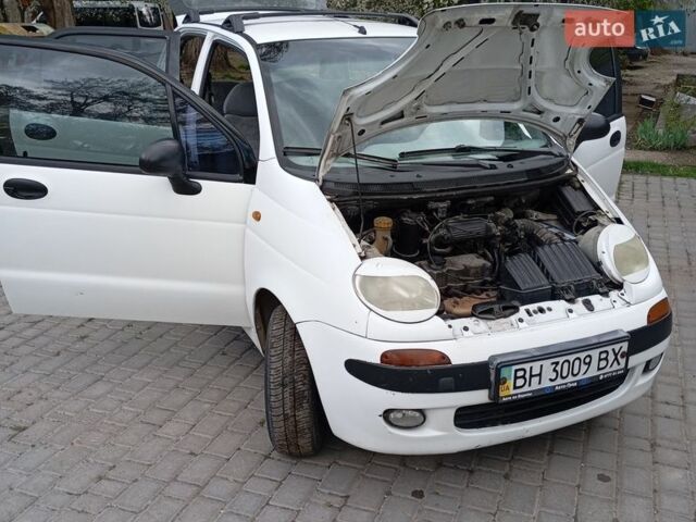 Белый Дэу Матиз, объемом двигателя 1 л и пробегом 277 тыс. км за 1350 $, фото 1 на Automoto.ua