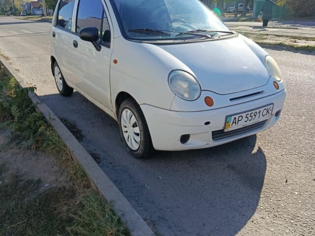 Белый Дэу Матиз, объемом двигателя 0.8 л и пробегом 200 тыс. км за 1192 $, фото 1 на Automoto.ua