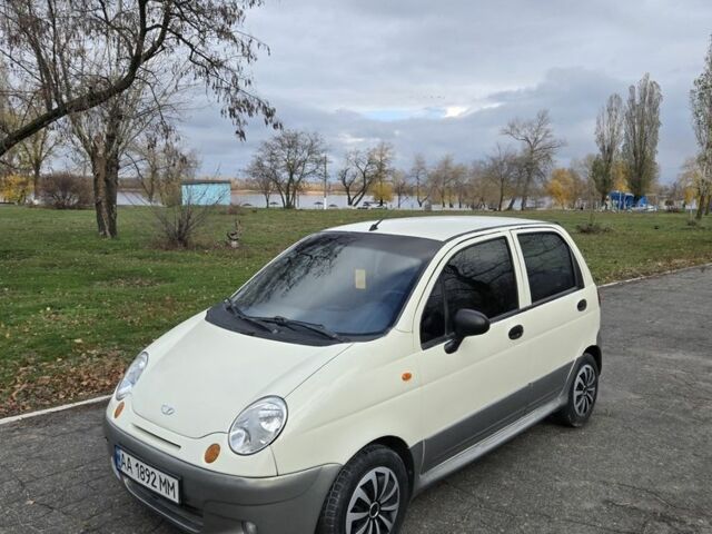 Белый Дэу Матиз, объемом двигателя 1 л и пробегом 164 тыс. км за 2550 $, фото 1 на Automoto.ua