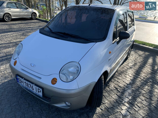 Белый Дэу Матиз, объемом двигателя 1 л и пробегом 126 тыс. км за 1700 $, фото 1 на Automoto.ua
