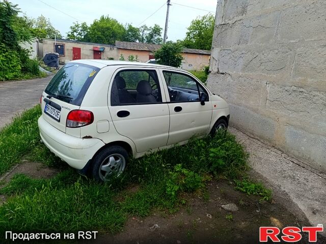 Белый Дэу Матиз, объемом двигателя 0.8 л и пробегом 115 тыс. км за 2700 $, фото 1 на Automoto.ua