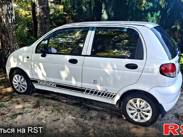Белый Дэу Матиз, объемом двигателя 0.8 л и пробегом 880 тыс. км за 2600 $, фото 1 на Automoto.ua