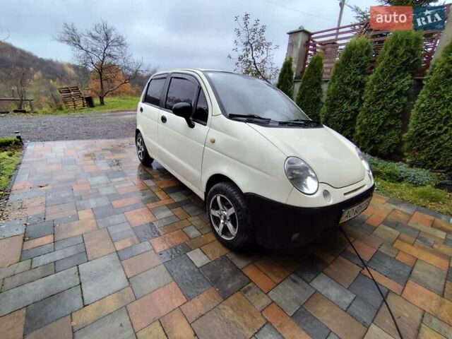 Білий Деу Матіз, об'ємом двигуна 0.8 л та пробігом 270 тис. км за 2100 $, фото 1 на Automoto.ua