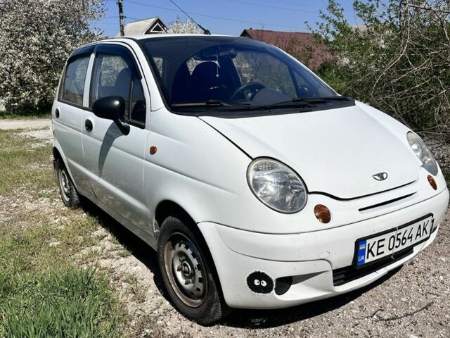 Белый Дэу Матиз, объемом двигателя 0.8 л и пробегом 160 тыс. км за 2600 $, фото 1 на Automoto.ua