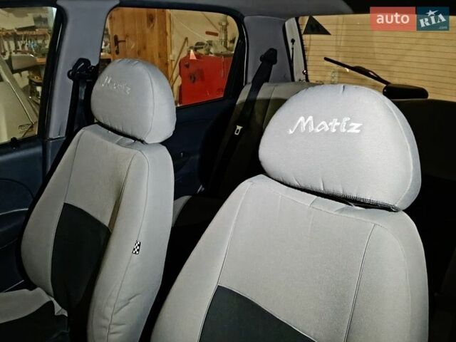 Белый Дэу Матиз, объемом двигателя 0.8 л и пробегом 175 тыс. км за 3500 $, фото 1 на Automoto.ua