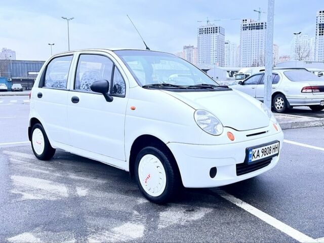 Белый Дэу Матиз, объемом двигателя 0.8 л и пробегом 122 тыс. км за 2500 $, фото 1 на Automoto.ua