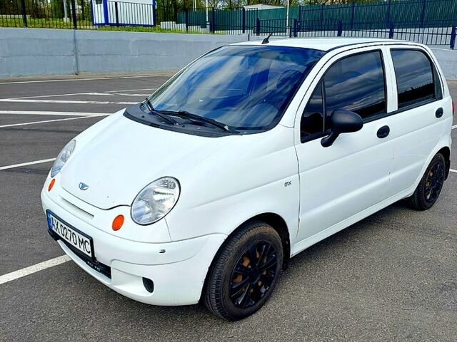 Белый Дэу Матиз, объемом двигателя 0.8 л и пробегом 132 тыс. км за 3500 $, фото 1 на Automoto.ua