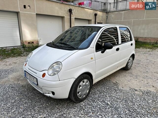 Белый Дэу Матиз, объемом двигателя 0.8 л и пробегом 200 тыс. км за 1500 $, фото 1 на Automoto.ua