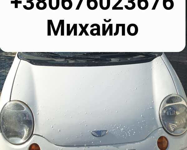 Белый Дэу Матиз, объемом двигателя 0.8 л и пробегом 200 тыс. км за 2000 $, фото 1 на Automoto.ua