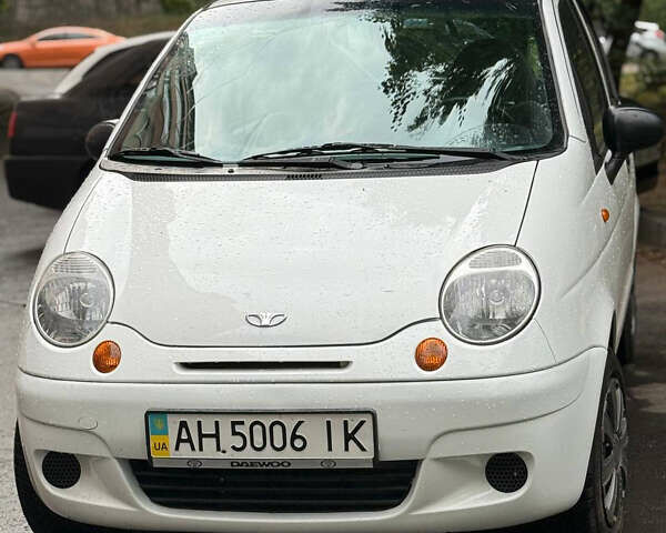 Білий Деу Матіз, об'ємом двигуна 0.8 л та пробігом 65 тис. км за 2400 $, фото 1 на Automoto.ua