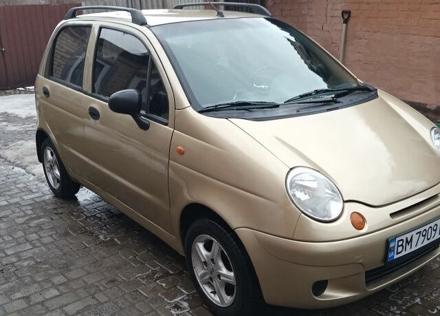 Бежевий Деу Матіз, об'ємом двигуна 0.8 л та пробігом 100 тис. км за 2000 $, фото 1 на Automoto.ua