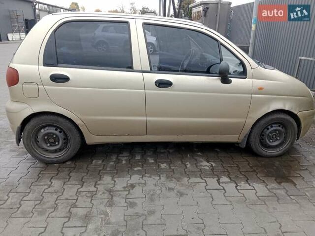 Бежевый Дэу Матиз, объемом двигателя 0.8 л и пробегом 186 тыс. км за 900 $, фото 1 на Automoto.ua